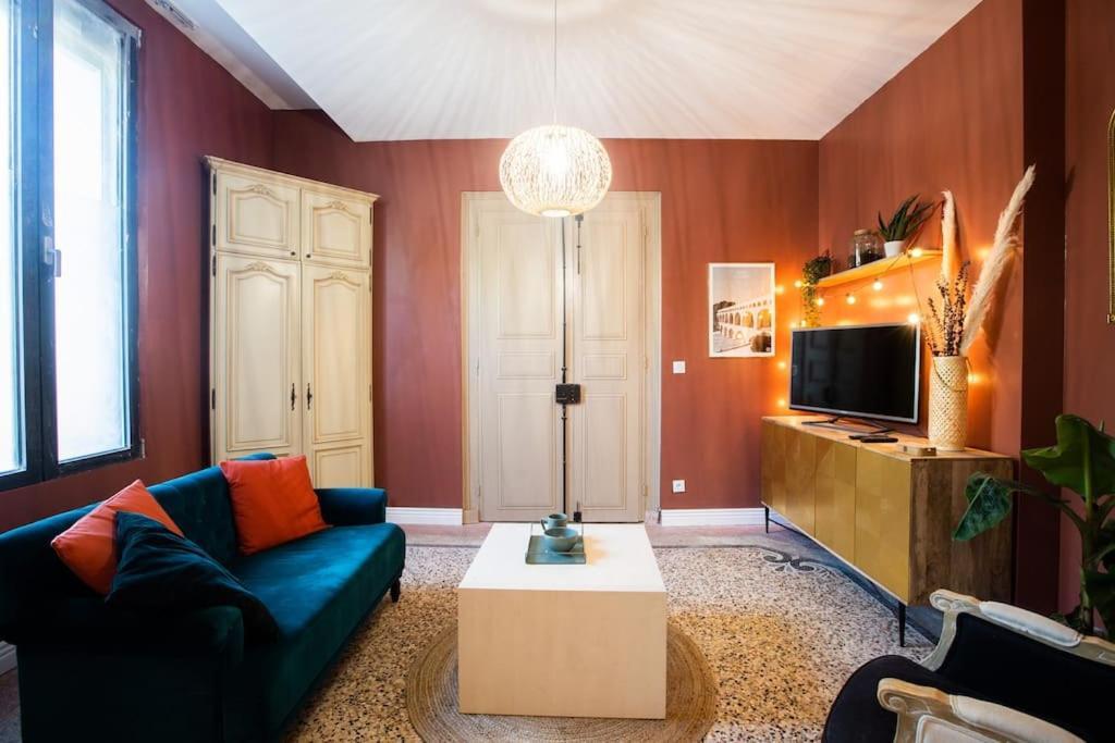 La Suite 2 Pieces Lit Queen Size Entree Privee Nimes Exterior foto